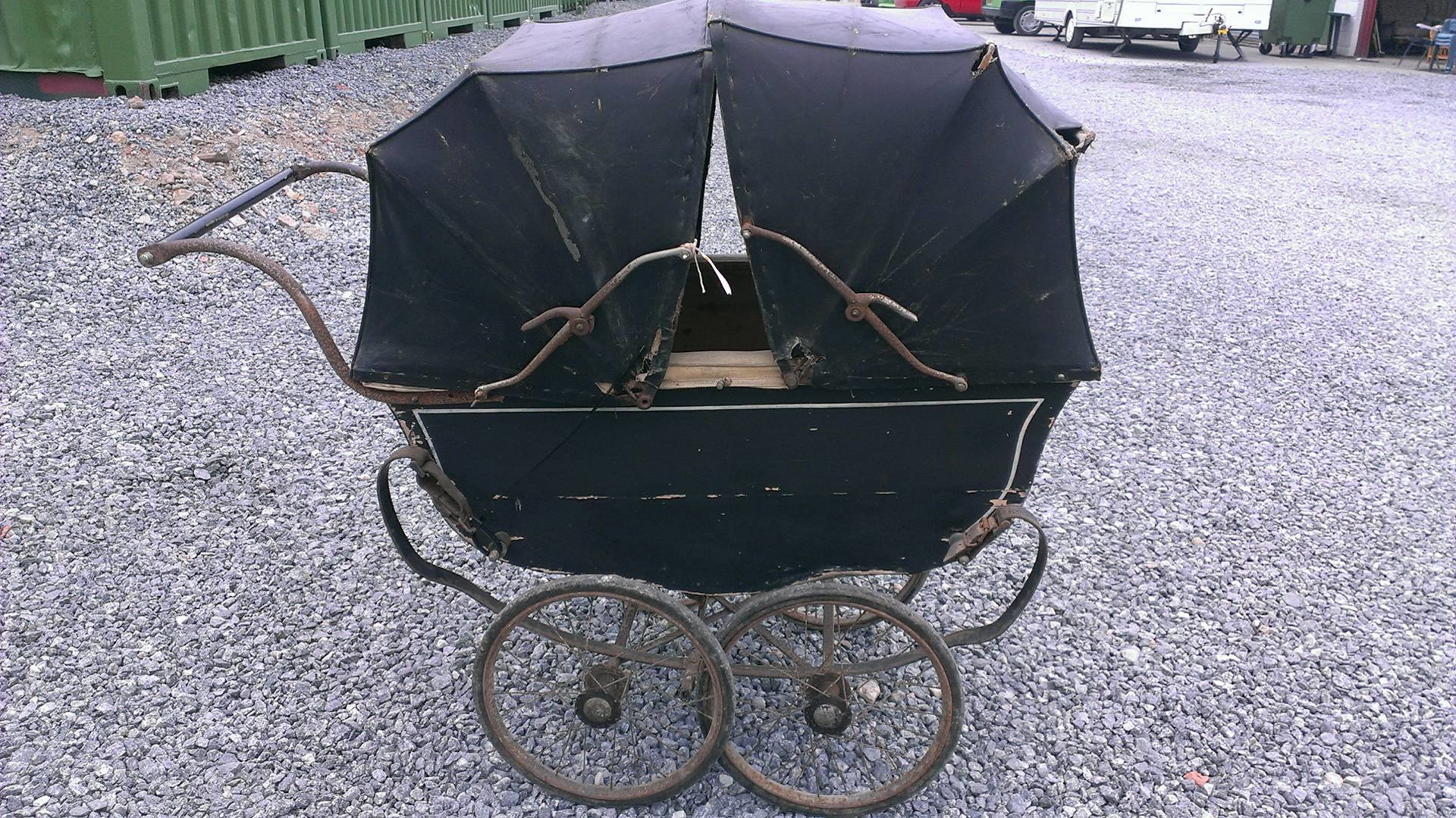 Restorations Carols Vintage Prams
